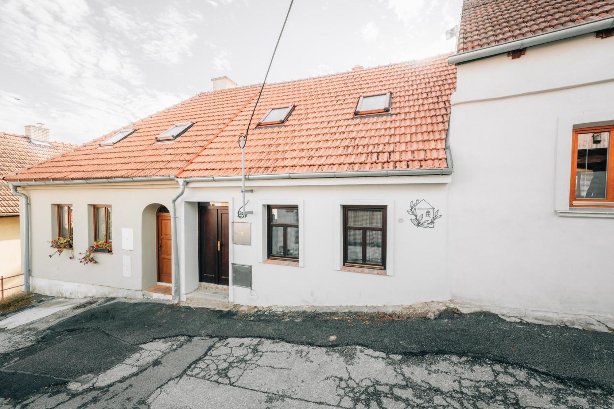 Podklastersky Domek Trebic Luaran gambar